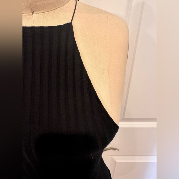 NWT - urban outfitters black ribbed high neck tank top - Picture 4 of 5